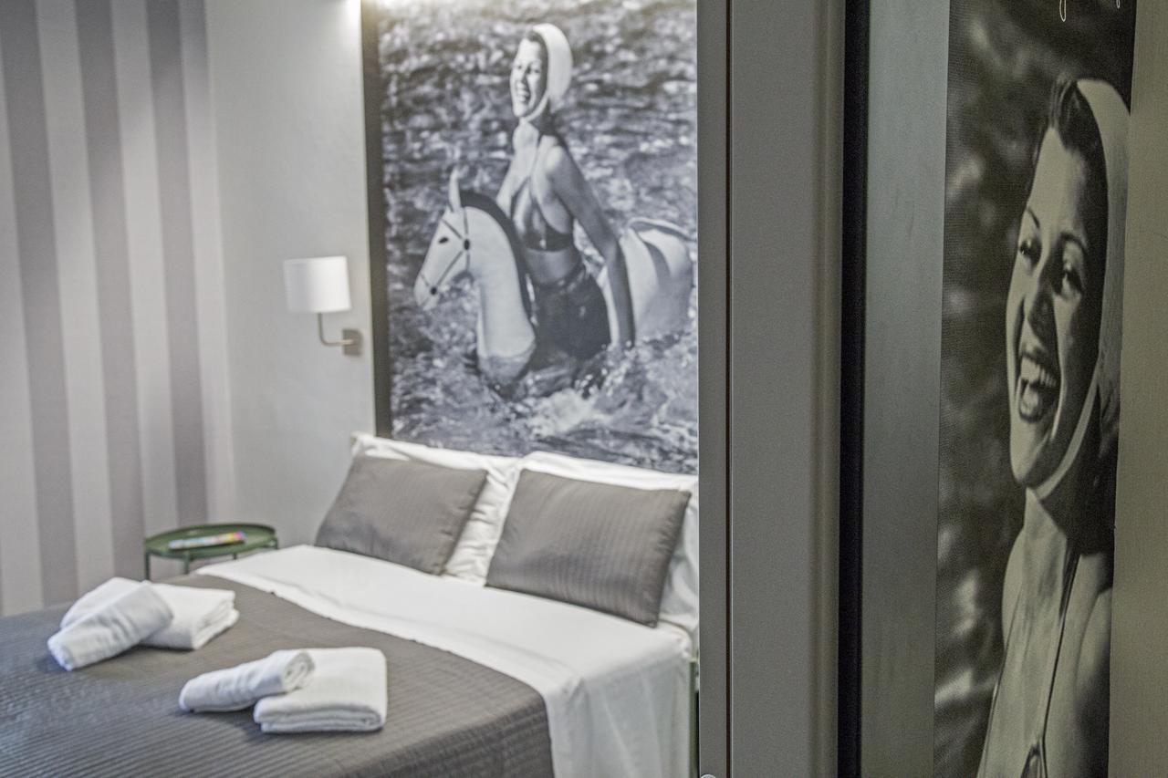 Hotel Hollywood ริชโชเน ภายนอก รูปภาพ